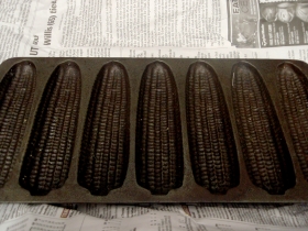 2013-10-12-corn-gem-pan