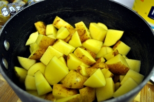 basic-potato-salad-pot