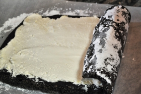 chocolate-roulade-step9