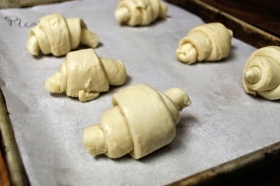 croissants-unbaked
