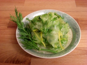 cucumber-ribbon-noflash-1800
