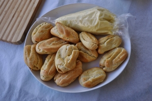 eclairs-ready