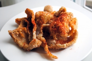 porkrinds_onplate