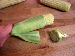 steamed-corn-step2