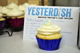 vanilla-cupcakes-top-1800